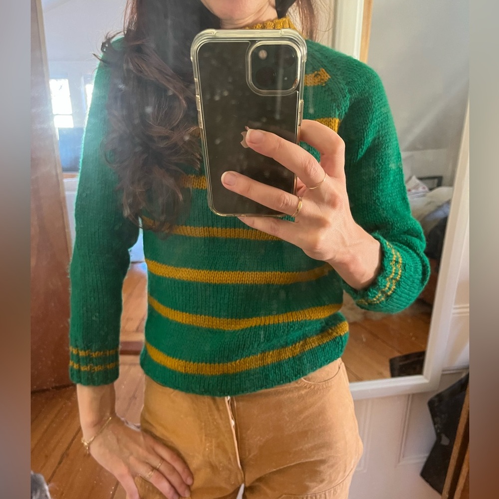 VINTAGE Wool striped green sweater Sz xs/s